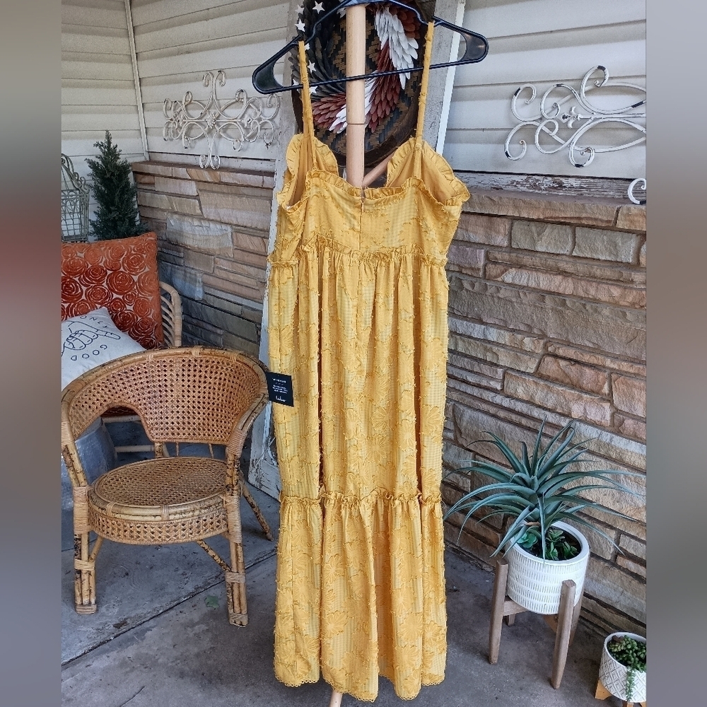 NWT Lulu's Charm and Charisma Mustard Yellow Burnout Floral Dress_Large - Picture 6 of 6